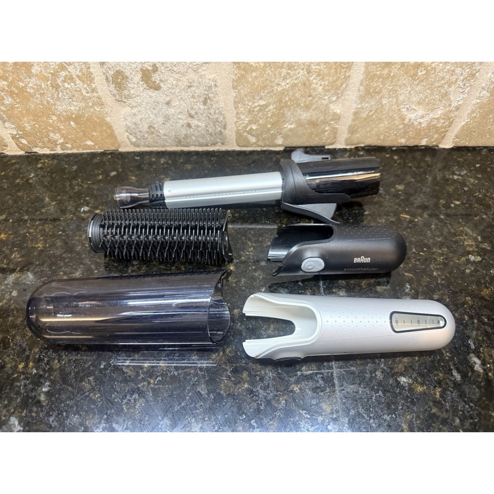 Braun SmoothStyler Curling Iron Partial Cell Butane Black Travel Brush